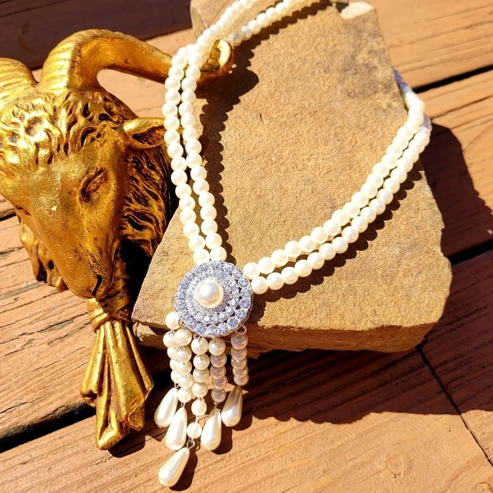NWT Pearl Crystal Tassel Art Deco Silver Necklace & Earrings Set